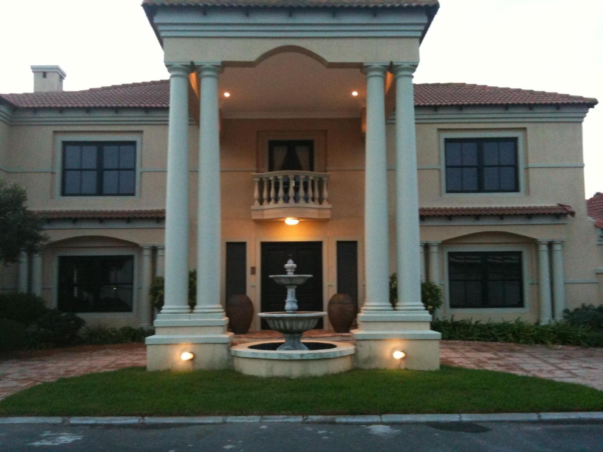 Roman Retreat Cape Town Exterior photo